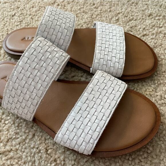 Aldo Jereciaa White leather sandal-  2 straps in woven leather Size 6.5 - Picture 3 of 12